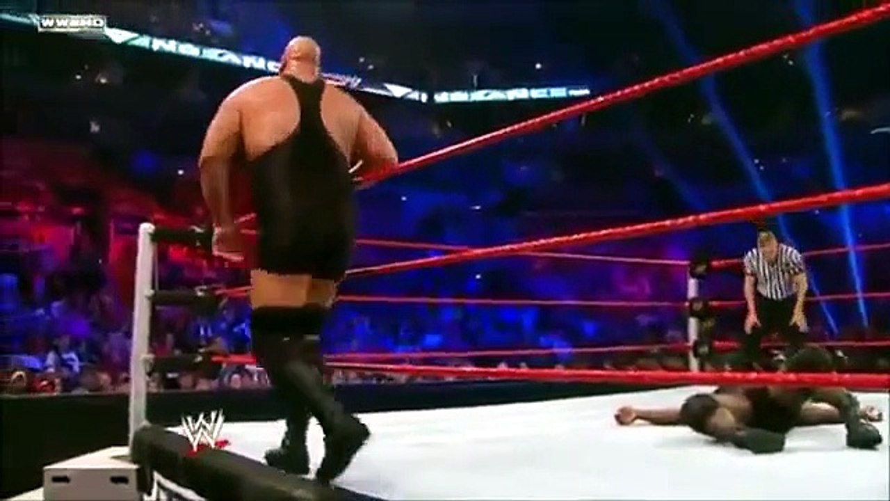 Big Show vs Mark Henry break the ring Vengeance 2011