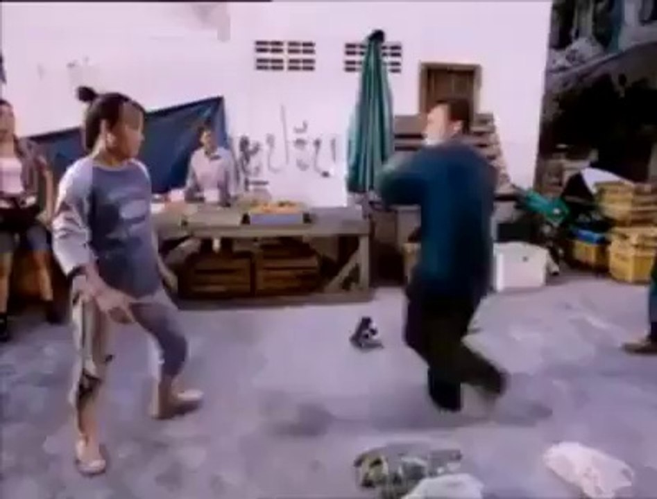 Super Fight of Girls against Gangster Boys