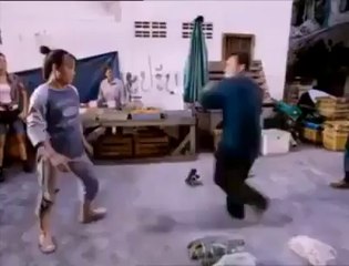 Super Fight of Girls against Gangster Boys