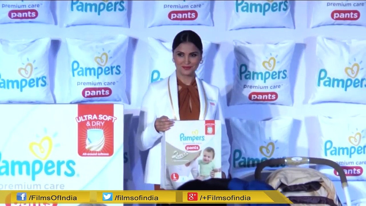 Yummy Mummy Lara Dutta At Pampers Premium Care Pants Launch