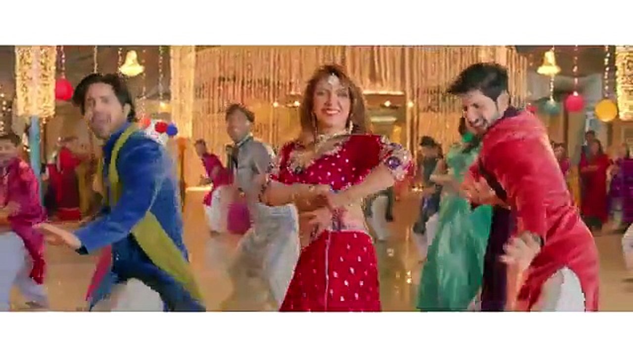 THUMKAA FULL VIDEO SONG from movei ye jawani phr nahi ani .dailymotion