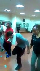 Kaşta Horon Gösterisi (Harika İzlemeye Doyamayacaksınız) - Funny Video - video Droles