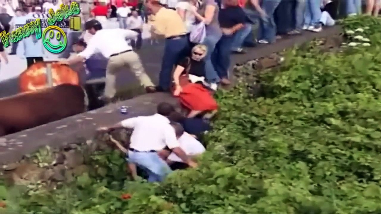 Komik iş makinası kazaları ,funny construction equipment accidents, 有趣的建筑设备事故 lustig 面白い建設