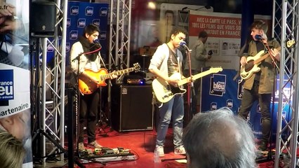 BULLES DE MUSIQUE reçoit UNDERDOG EFFECT