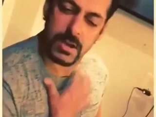 Salman Khan first dubsmash video with Sonakshi Sinha