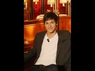 Gaspard: ¡Qué Guapo! 😄