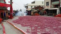 Fire Crackers in CHINA 2015 - Now that’s very DANGEROUS ? Must Comment