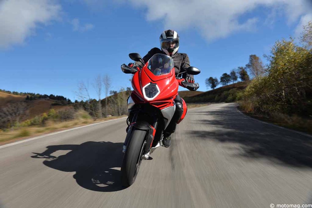 Essai MV Agusta Turismo Veloce Lusso : en progrès...