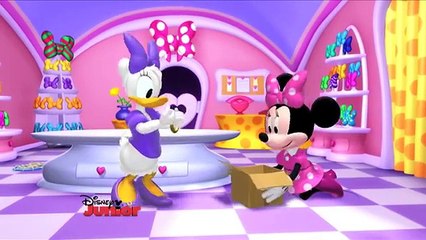 Minnies Bow Toons In Plane Sight