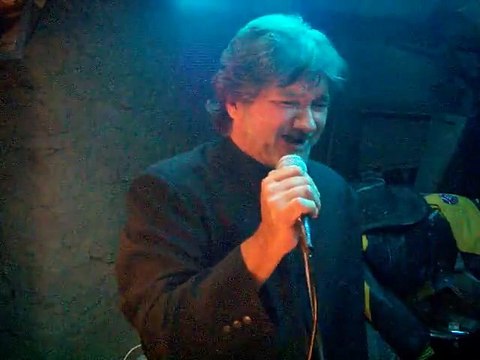 Thierry Chante Reviens donc chez nous Johnny Hallyday