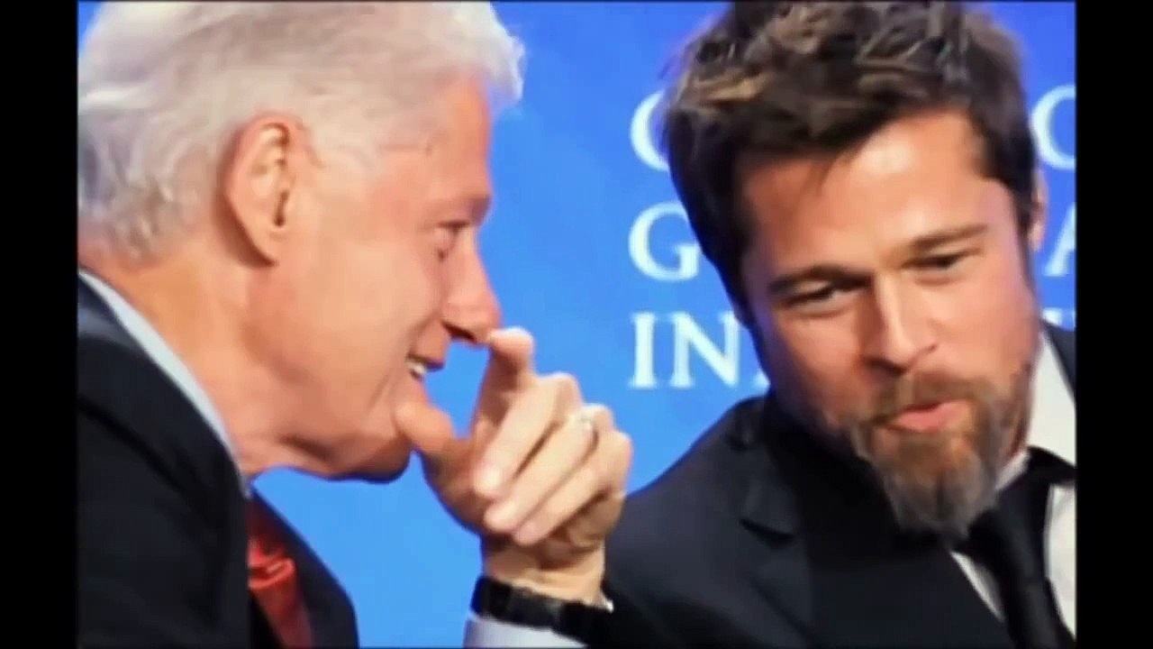 WORLD STAR THE LIFE OF BRAD PITT  BİOGRAPHY
