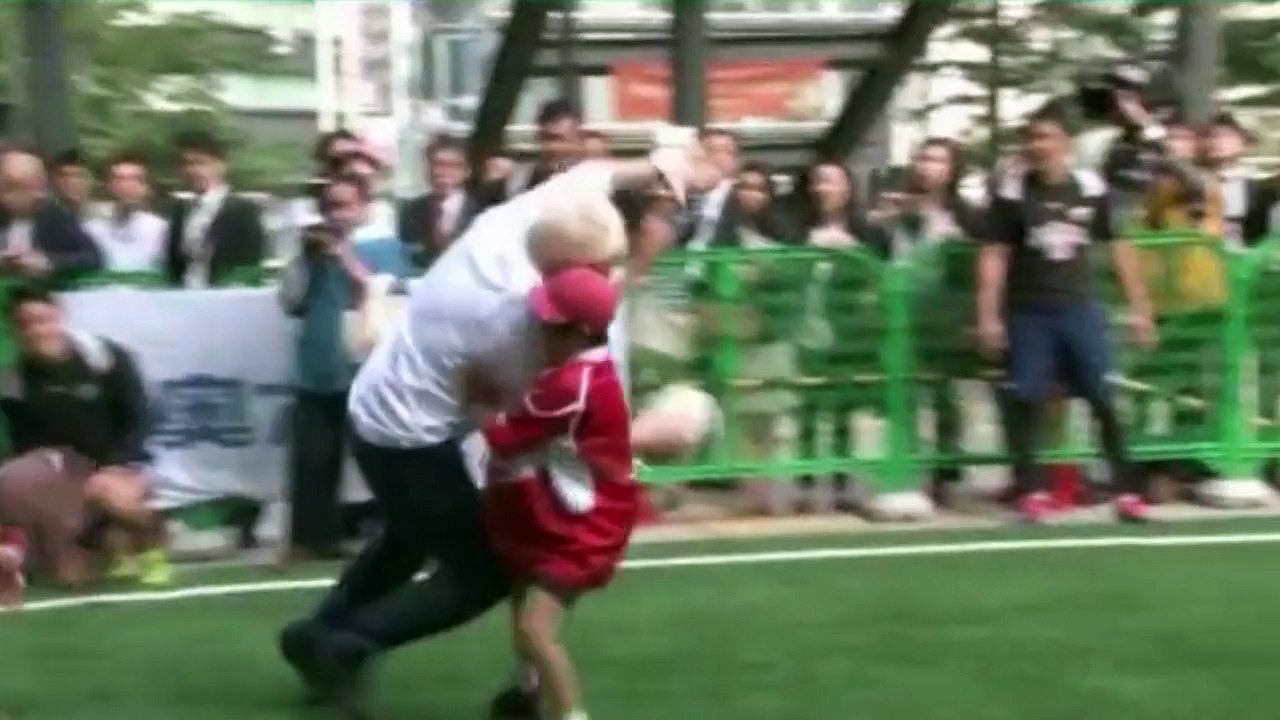 Zap Sports du 16 octobre: Le maire de Londres plaque un enfant de 10 ans, l'extérieur du pied de G.Bale, P.Scholes a encore de beaux restes !