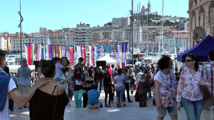 L'emploi des jeunes : dialogue citoyen