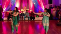 Pakistani Wedding Desi Girls Dance On (Mehndi Rang Laai) HD