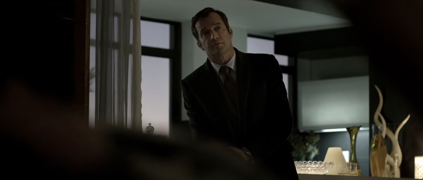 Momentum 2015 HD Movie Clip Under the Bed - Olga Kurylenko, Morgan Freeman