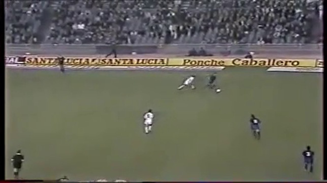 The Emergence of *tiqui taca* - Barcelona vs. Sparta Prague CL 1991/92