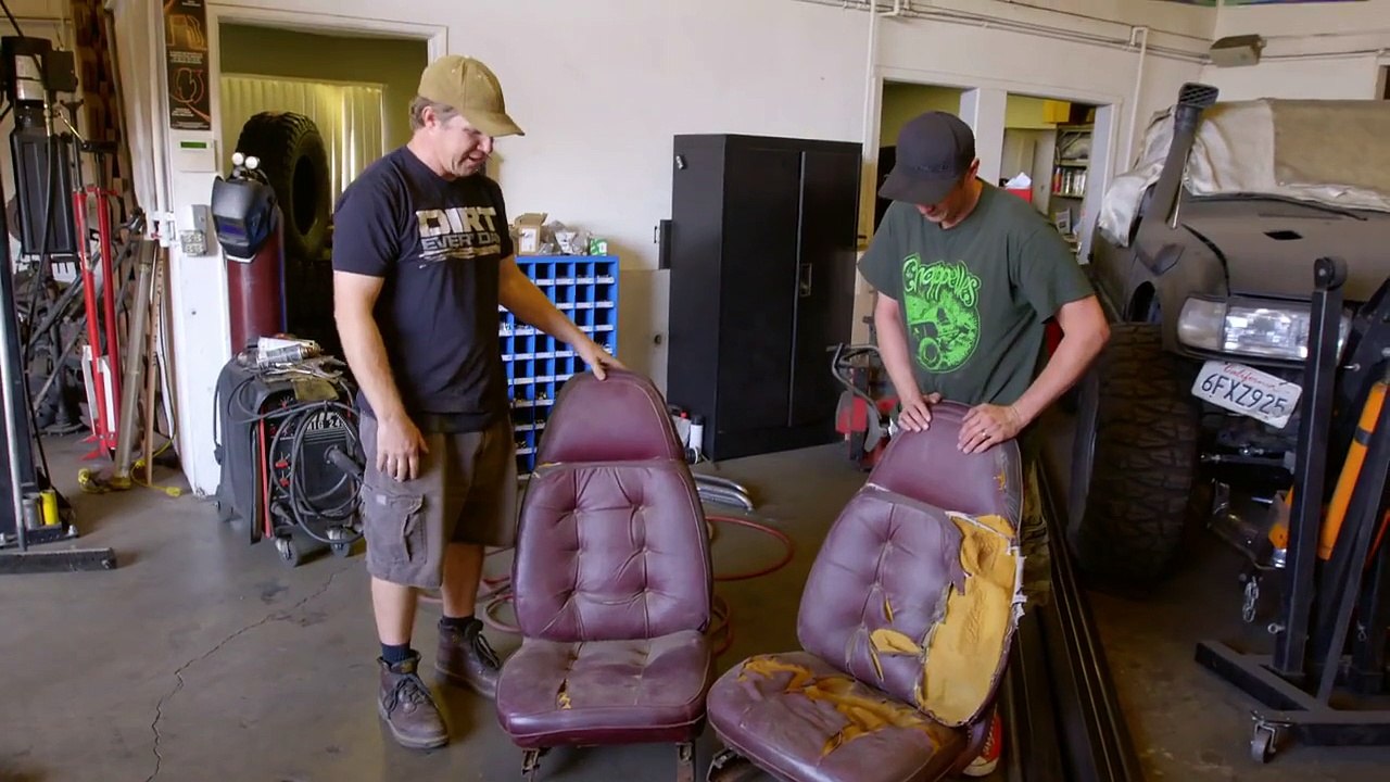 Plymouth Road Runner Diesel Swap & 4x4 Conversion! - Dirt Every Day Ep. 43