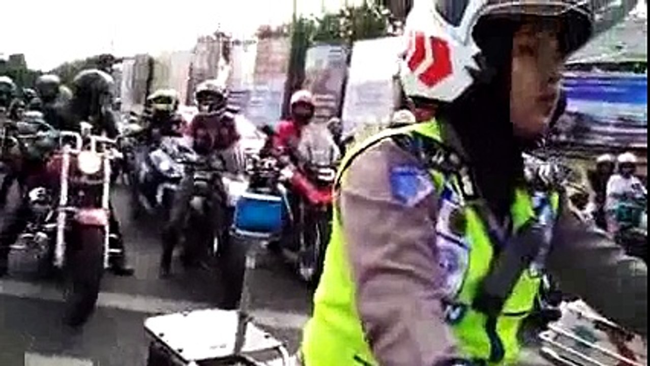 JOGET HOT PAHA FULL GAR