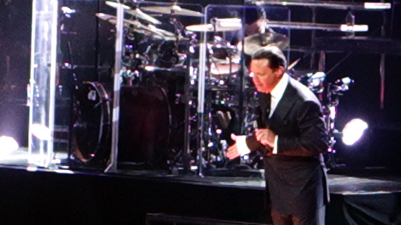 Luis Miguel - Mucho Corazon