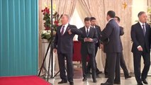 Назарбаев отказал миллиардеру в селфи