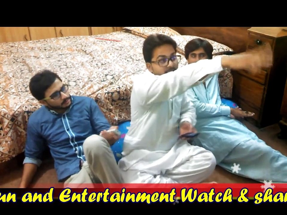 What Yours Friend do when you have a call from your home. .tongue emoticonJo Friend Kaminyy nahi hoty wO salayy Friend hi nahiii hotyyyy kiss emoticonKeep watching n share. .