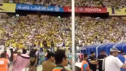 جمهور النصر يردد نشجع في نادي في ليلة تتويج العالمي ببطولة الدوري 2014