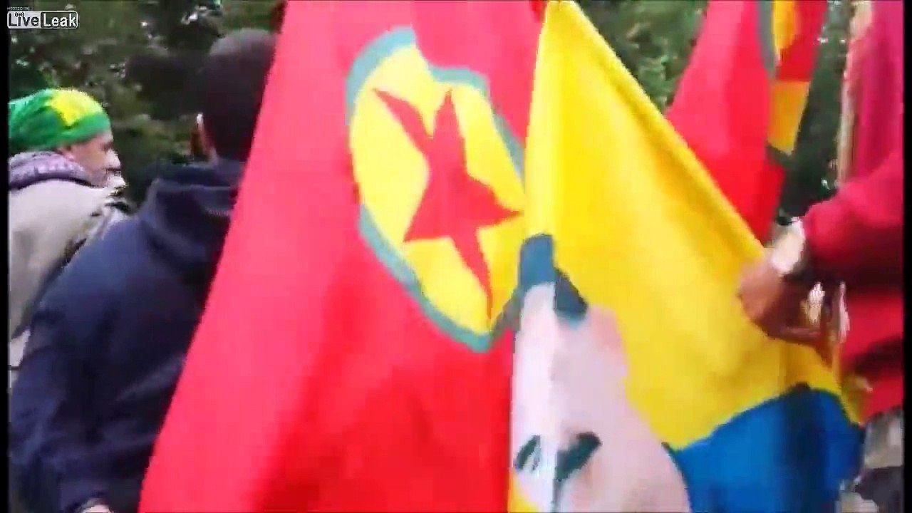 Massenschlägerei zwischen Türken und Kurden in Stockholm