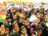 Bolivia inicia pago de Bono Juancito Pinto contra la deserción escolar