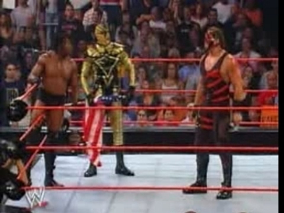 Kane does the "Kanerooni"