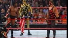 Kane does the "Kanerooni"