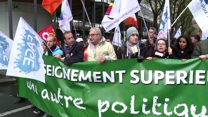 Manifestation pour plus de moyens dans les universités