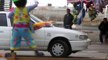 Broma del Payaso | Bromas pesadas en la calle | Bromas de risa | Prankedy