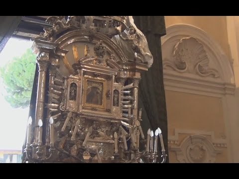 Aversa (CE) - La Madonna di Casaluce lascia la città (15.10.15)