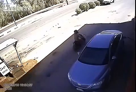 Stupid driver cause gas station fire