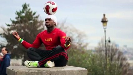 Freestyle em alto nível! Iya Traoré dá um show de controlo da bola