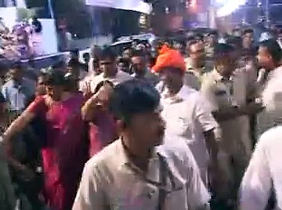 Vadodara Garba watched by Gujarat CM