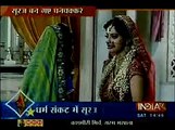Sooraj ki Suhagraat mein Bhabho le Gayi Lalima ko Sooraj ke Kamre mein jis se Sandhya ko Laga Shock - 17 October 2015 - Diya Aur Baati Hum