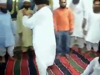 maza na ay to paise wapis