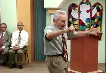 Yiye Avila - El Evangelio no es un juego de religion.