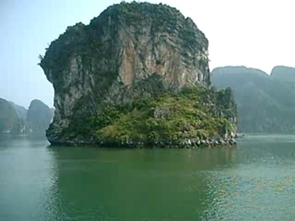 Baie d'along 17