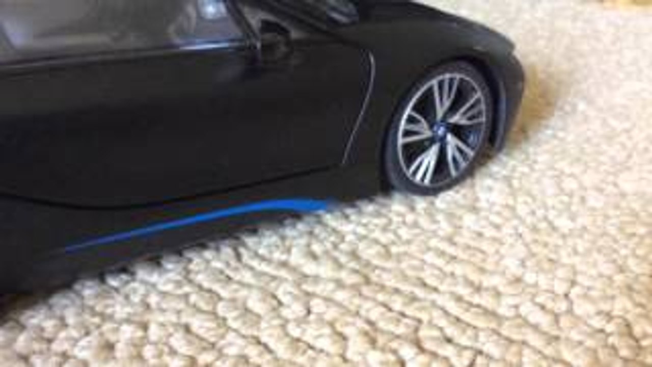 Licensed BMW i8 Concept Vision Efficient RC Car 1:14 Scale Remote Control