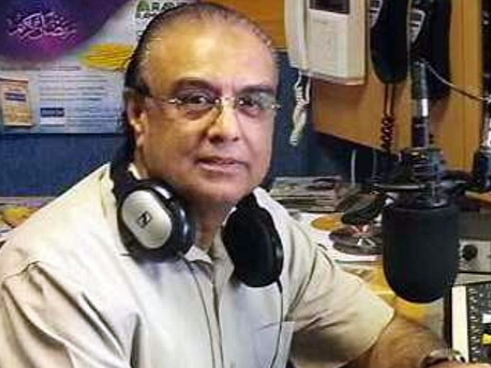 Jawaid Qazi with Justice (R) Wajiuddin Ahmed(PTI) in Aaj Ka Sabrang