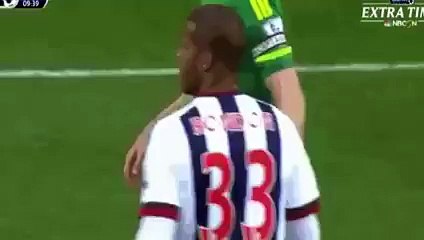 José Salomon RONDON jongle avec un adversaire