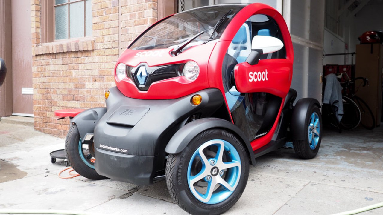 Scoots First Four Wheel Vehicle 首先四輪車Scoots Erstes Fahrzeug mit vier Rädern
