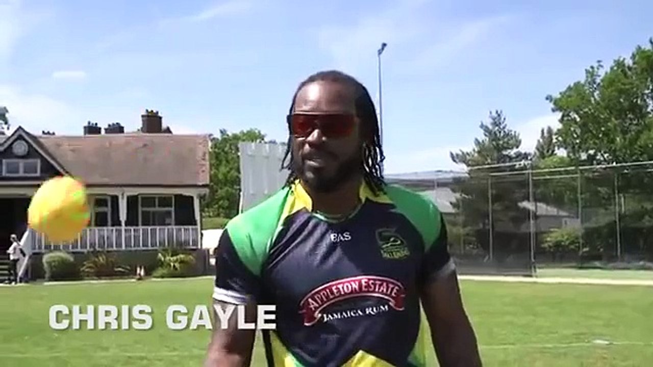 Shahid Afridi Vs Chris Gayle Beach Bat Bouncy Ball Challenge Video Dailymotion 7148