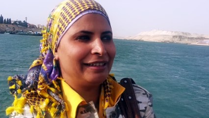 الاذاعية سميرة أبو طالب بالاذاعة المصرية خلال جولة بحرية بقناة السويس الجديدة يونيو2015