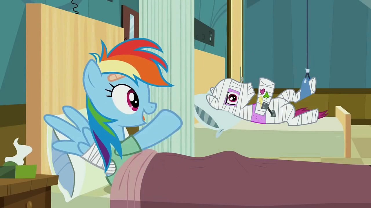 My Little  Pony Rainbow aburrida en el hospital español latino