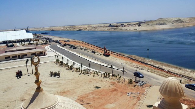 لقطة لقناة السويس الجديدة من أعلى مسجد قناة السويس الجديدة يوليو2015