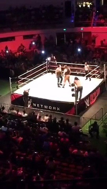 Undertaker and Kane vs Luke Harper and Braun Strowman 17/10/2015 full