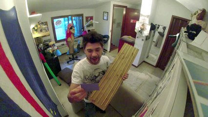 SCHERZI ELASTICI PERICOLOSI